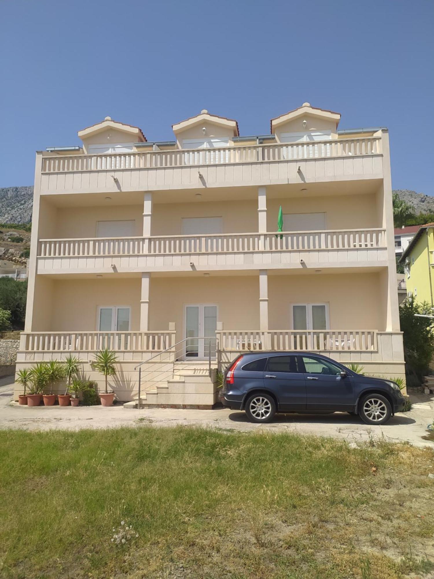 Apartments Ticinovic Omiš Exterior foto